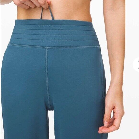 Lululemon Flurry Up High-Rise Jogger in Petrol Blue Size 8 EUC!!! - Picture 3 of 6
